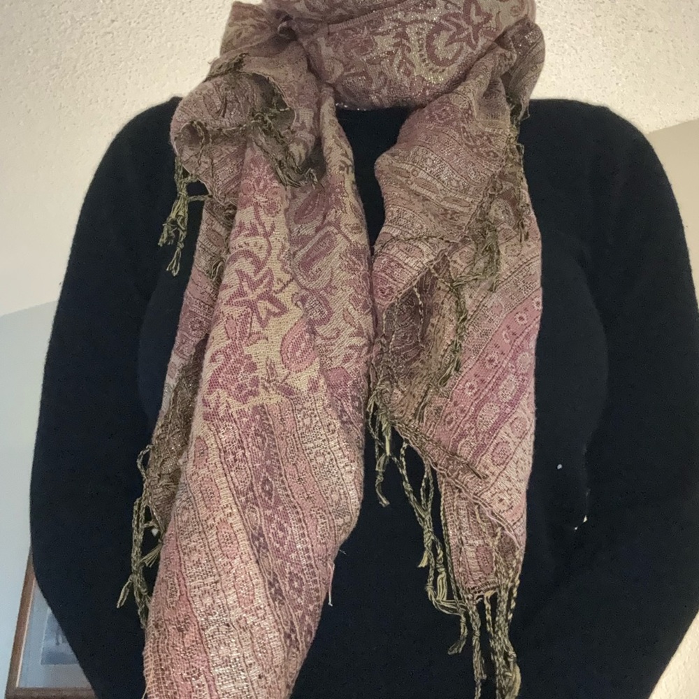 VINTAGE Gold and Maroon Metallic Shiny Paisley  Scarf Boho chic old money
